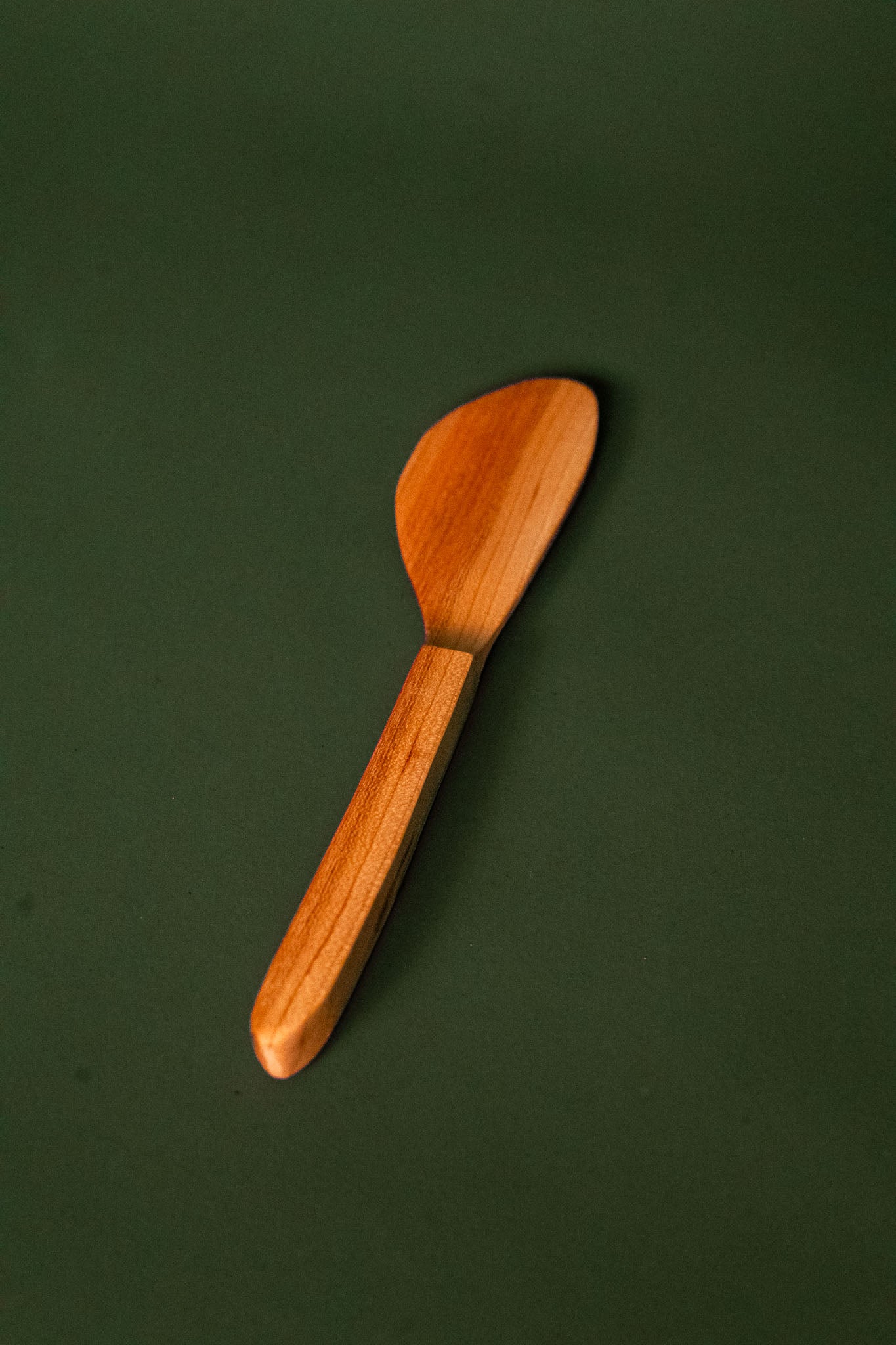 Handgjord smörkniv stilren