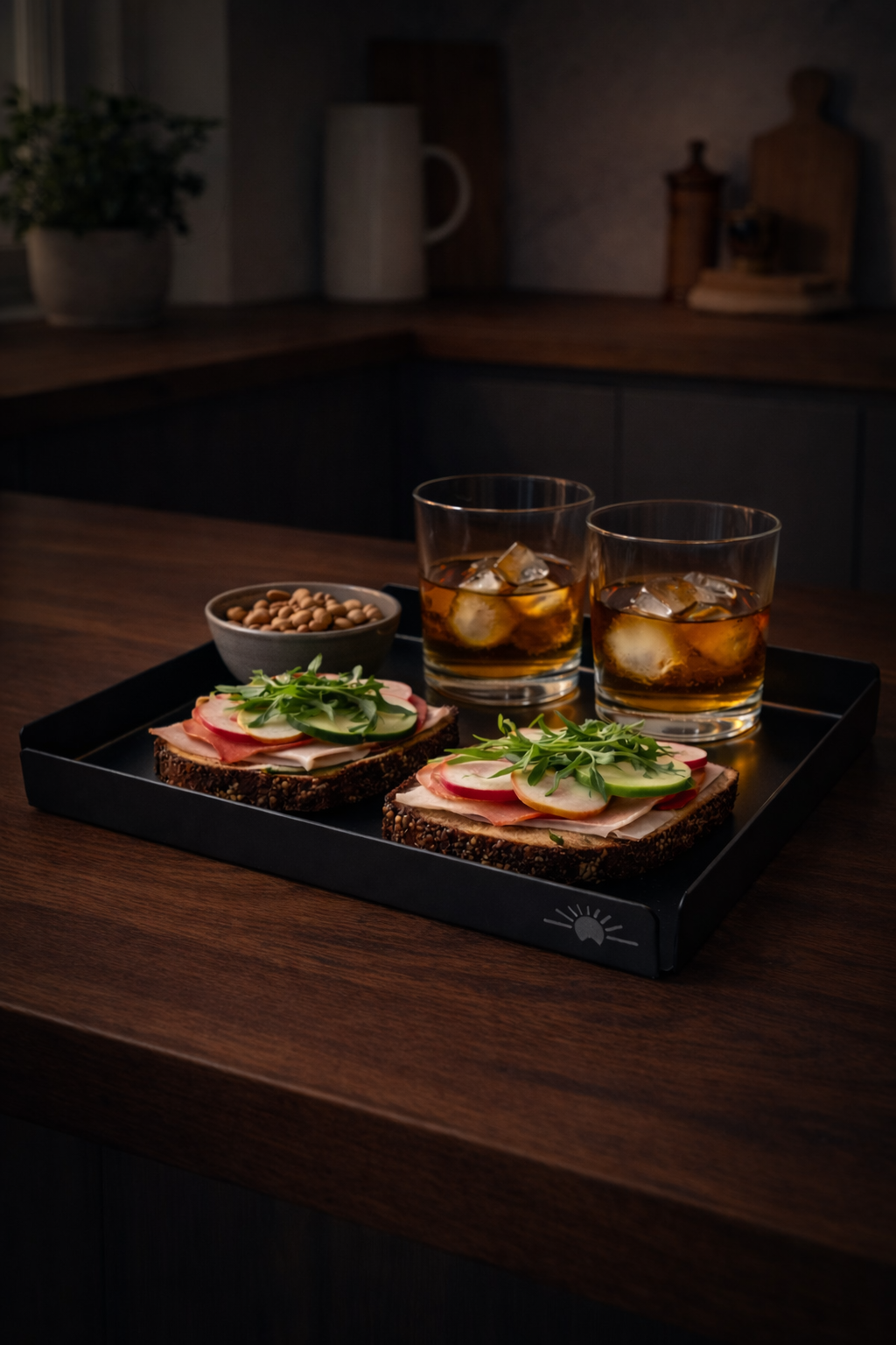 BRICKA SVART LIBERTAS