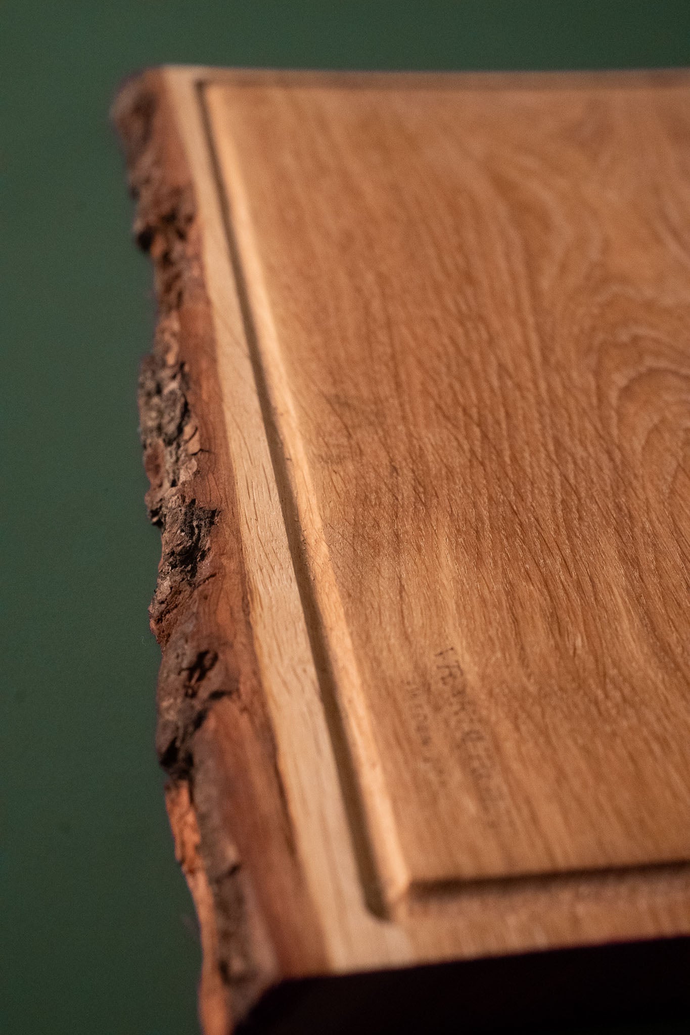 Serveringsskärbräda rustik ek