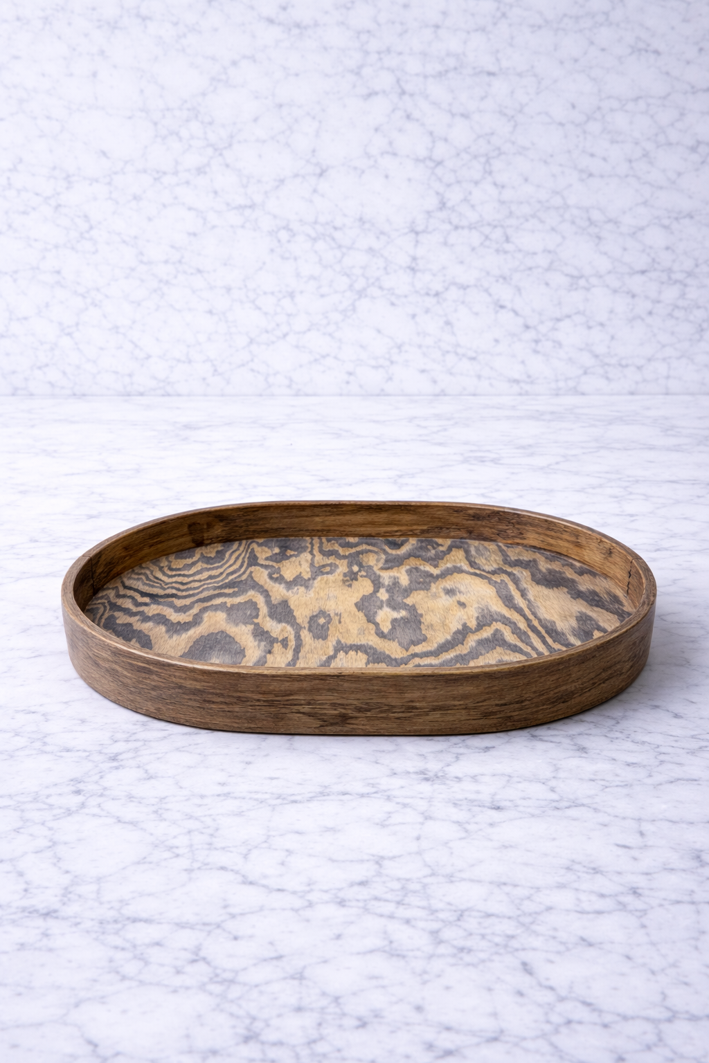 Serveringsbricka trä